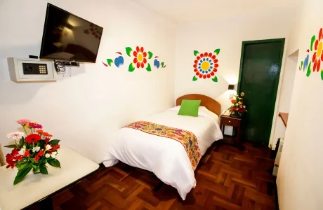 Single Room Nazarenas